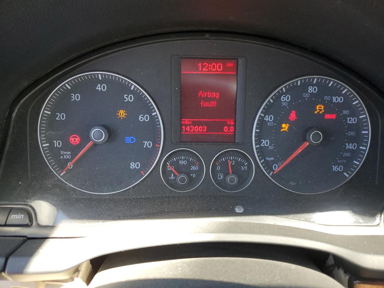 WVWFA71F38V037867 2008 Volkswagen Eos Lux