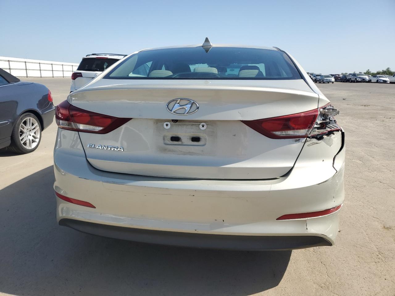 5NPD84LF2HH139238 2017 Hyundai Elantra Se