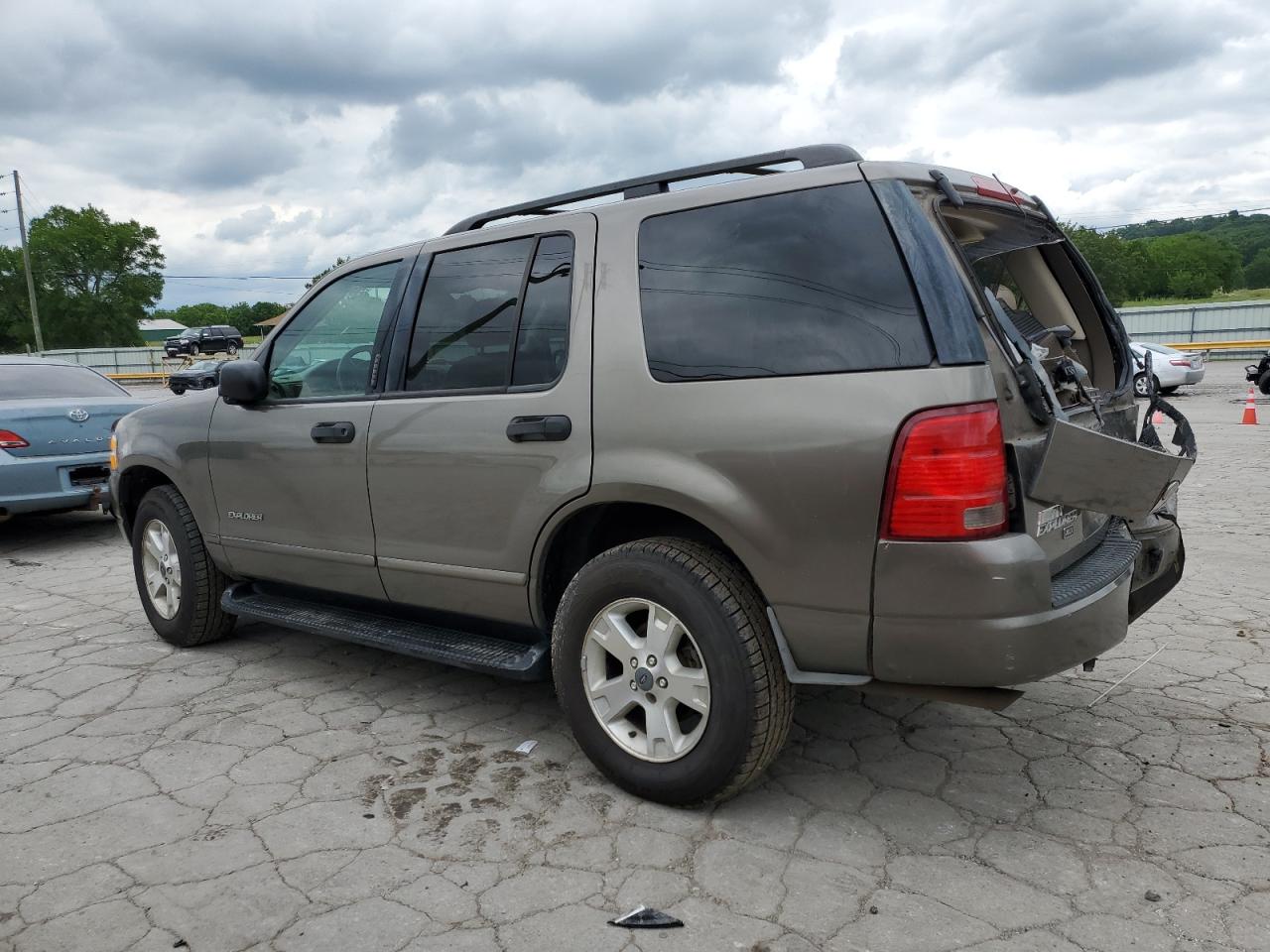 1FMZU73E44ZA87992 2004 Ford Explorer Xlt