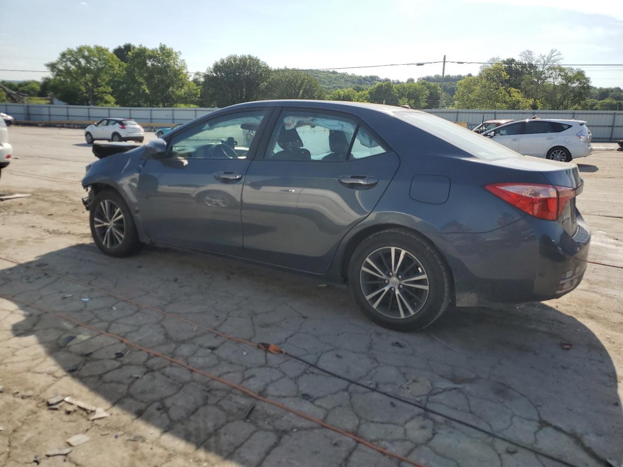 2018 Toyota Corolla L vin: 2T1BURHE4JC002911