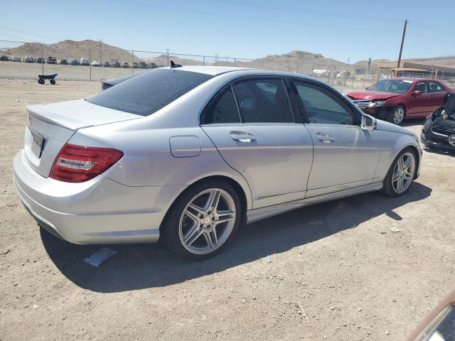 VIN WDDGF4HB8DR279781 2013 Mercedes-Benz C-Class, 250 no.3