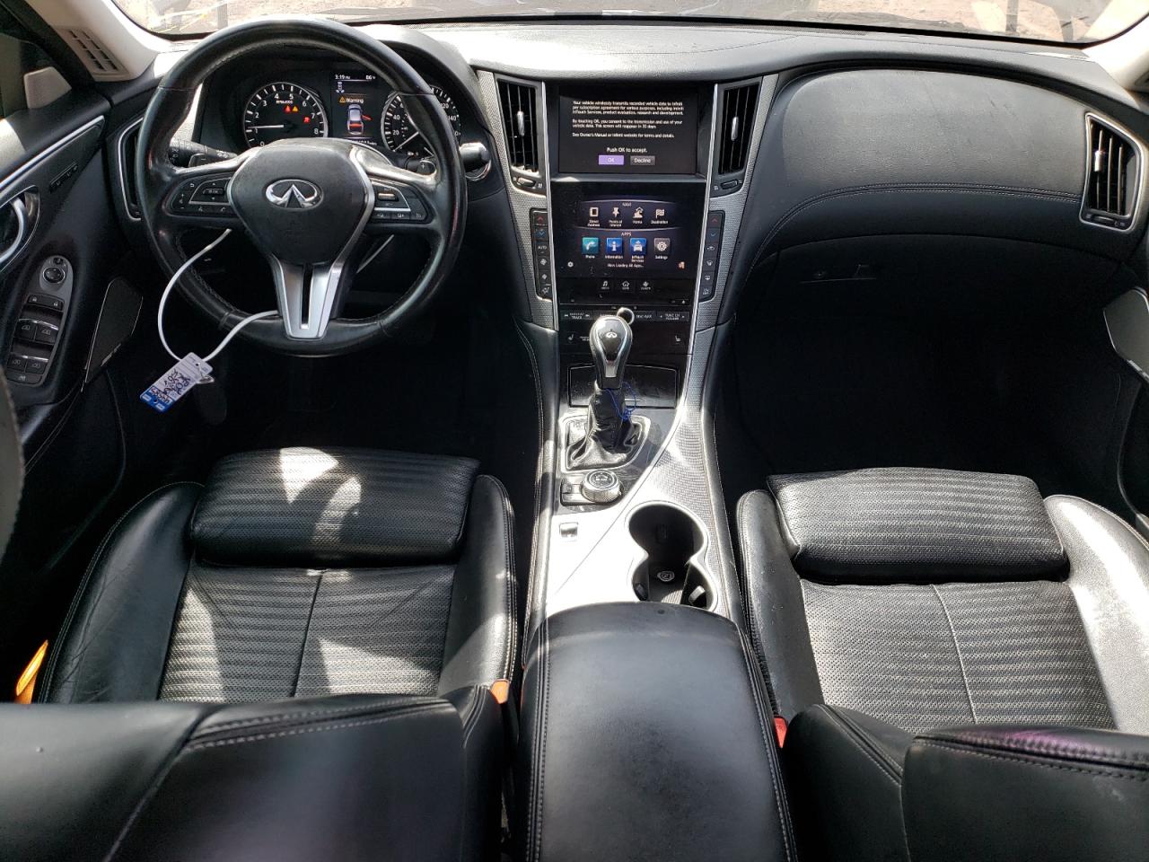 JN1EV7AR2JM431451 2018 Infiniti Q50 Luxe