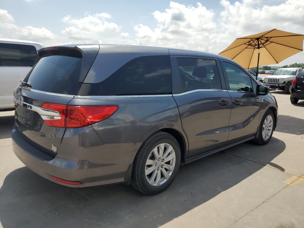 2019 Honda Odyssey Lx vin: 5FNRL6H20KB027047