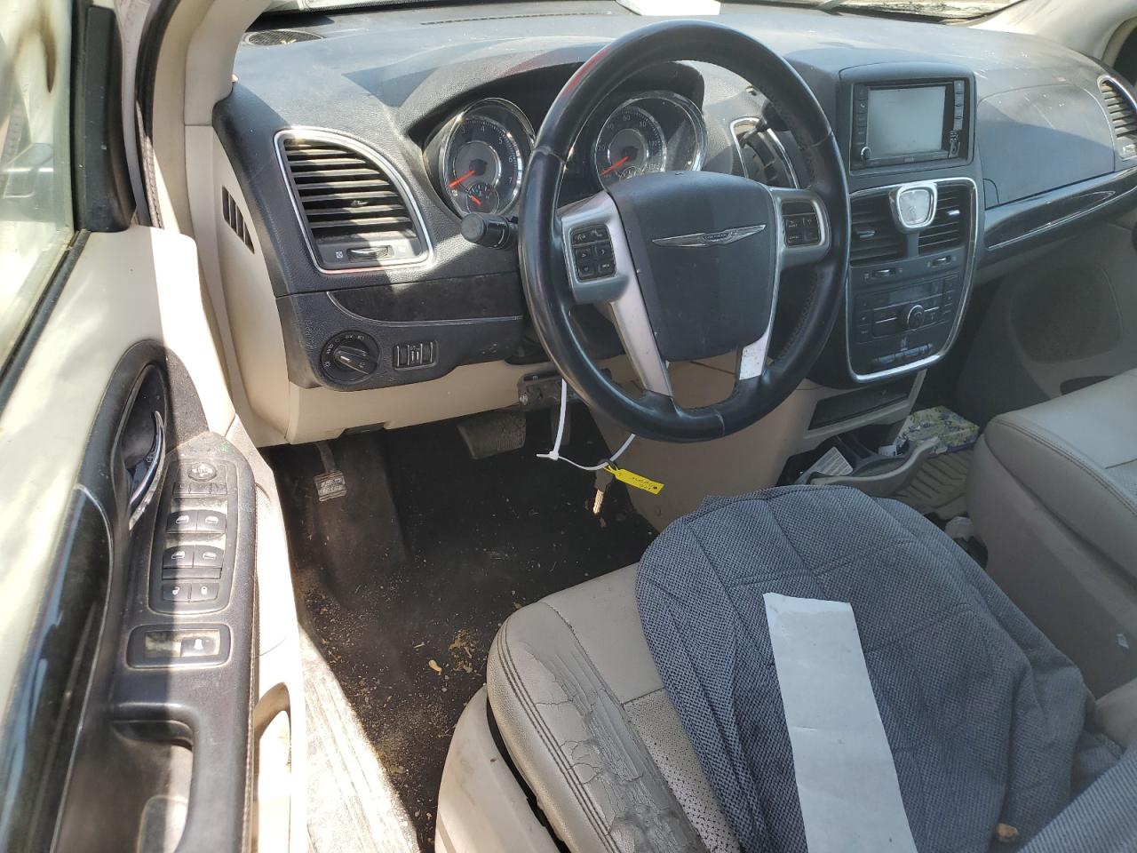 2C4RC1BG1CR227450 2012 Chrysler Town & Country Touring