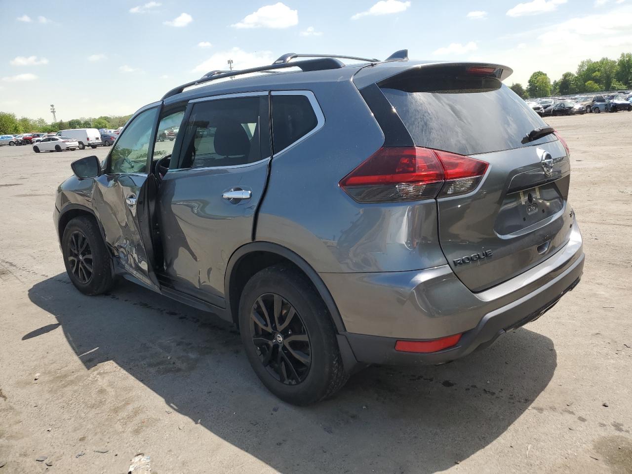 5N1AT2MV7JC755705 2018 Nissan Rogue S