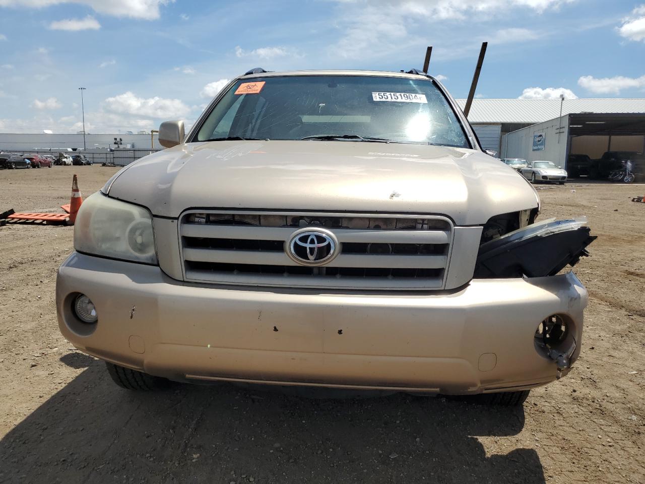 JTEDP21A940007384 2004 Toyota Highlander Base