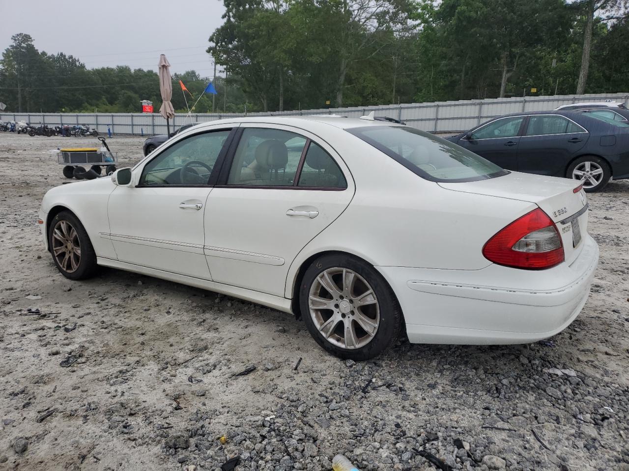 WDBUF87X19B384520 2009 Mercedes-Benz E 350 4Matic