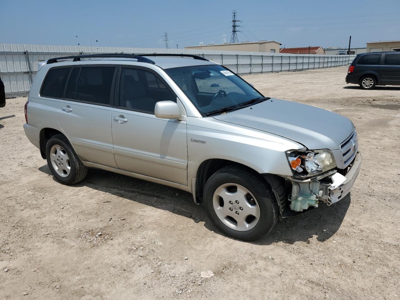 JTEDP21A140028956 2004 Toyota Highlander Base