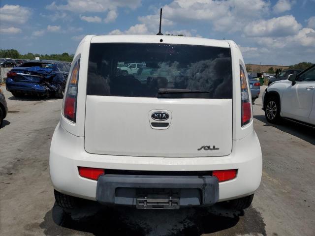 2010 Kia Soul + VIN: KNDJT2A27A7701702 Lot: 55314664