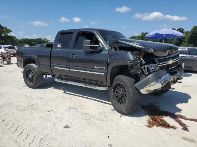 2005 Chevrolet Silverado C2500 Heavy Duty VIN: 1GCHC29U05E193627 Lot: 53640524