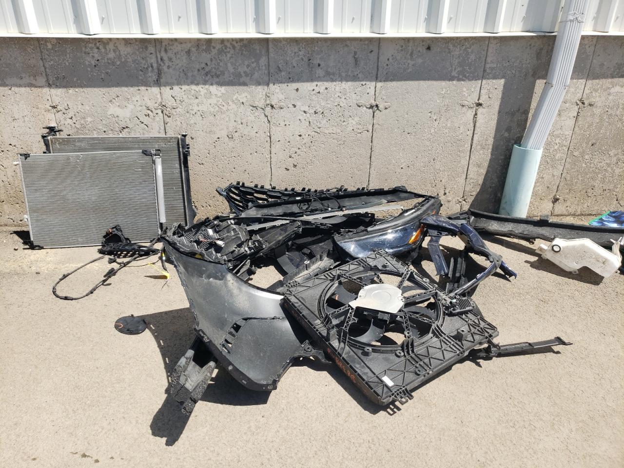 5TDLZRBH2NS249446 2022 Toyota Highlander Xse