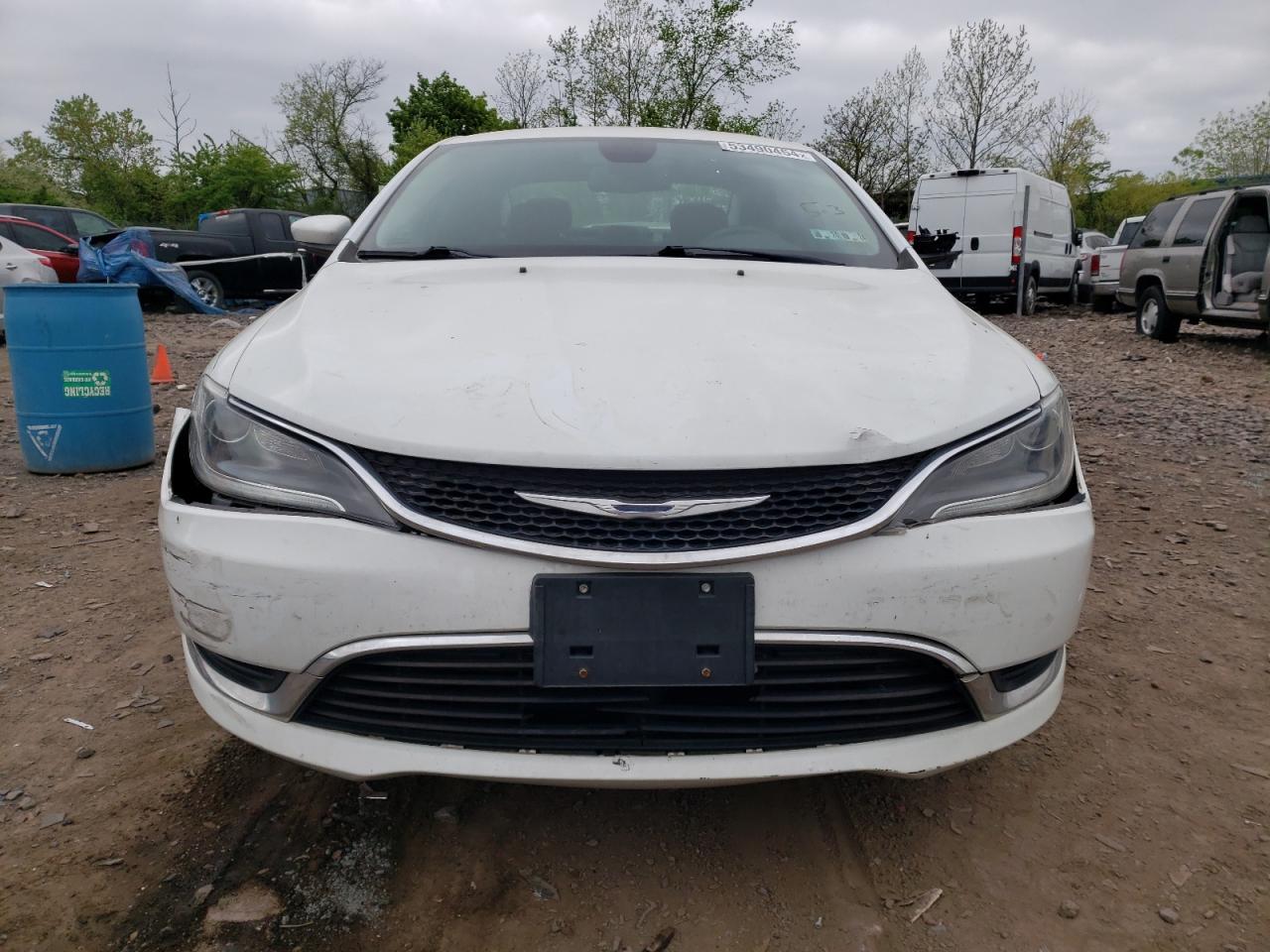 2015 Chrysler 200 Limited vin: 1C3CCCAB1FN735866