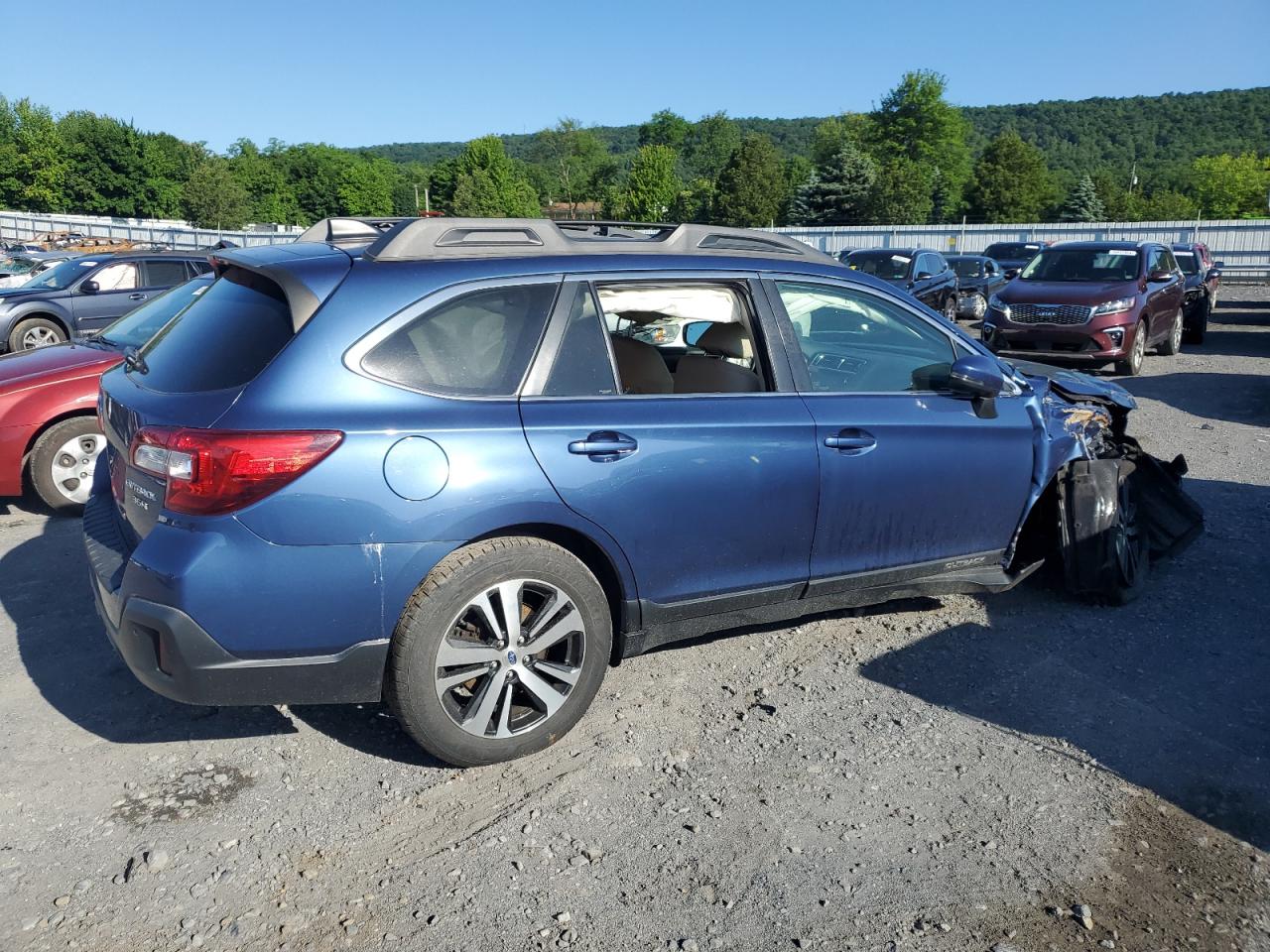 4S4BSENC3K3293151 2019 Subaru Outback 3.6R Limited