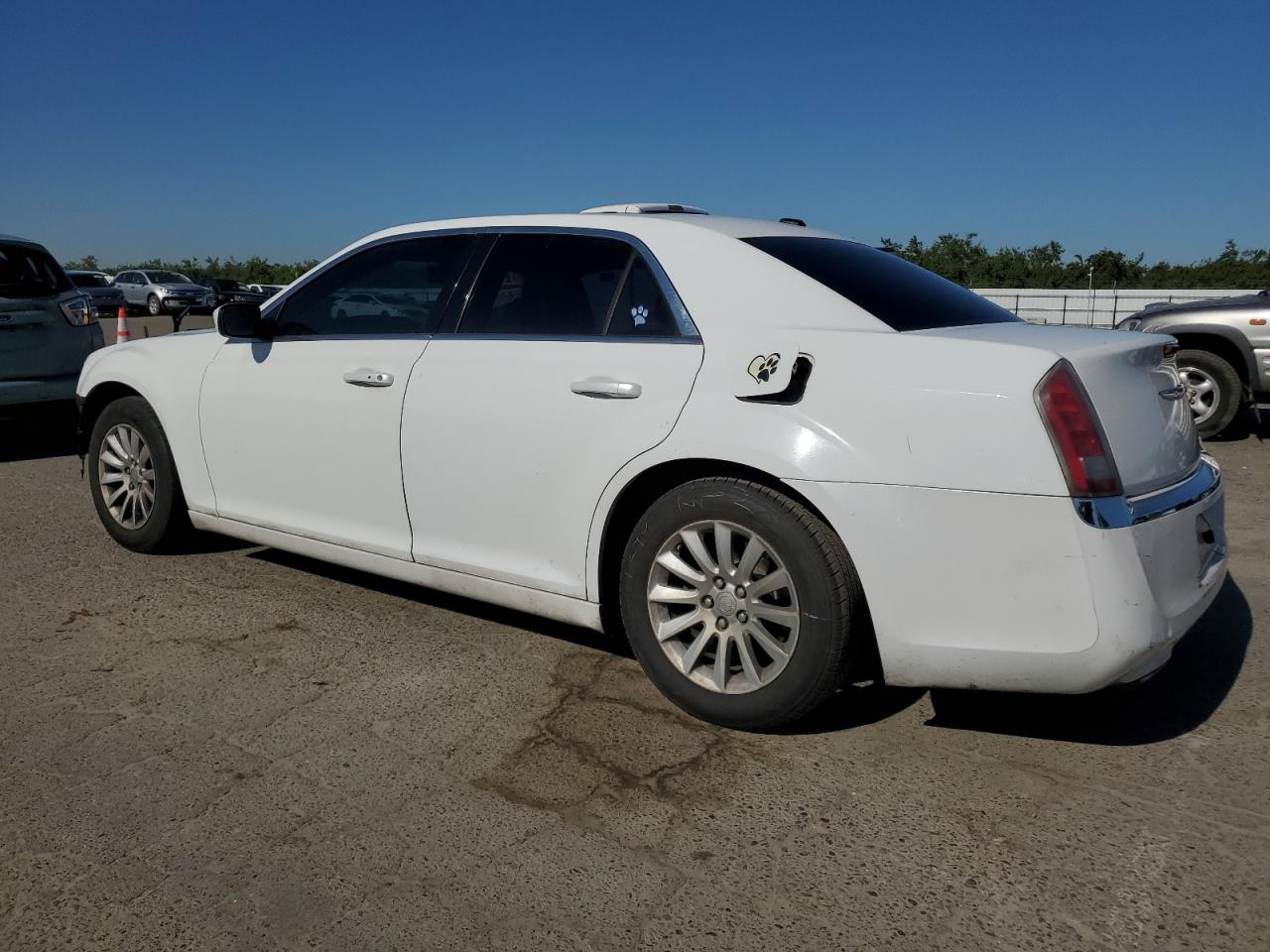 2C3CCAAG2EH236811 2014 Chrysler 300