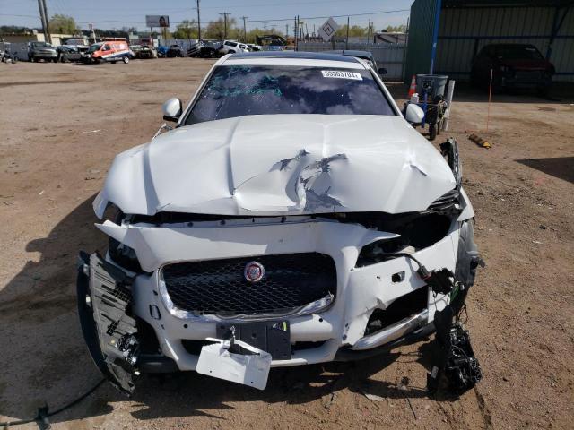 VIN SAJBJ4BV8GCY16406 2016 Jaguar XF, Premium no.5