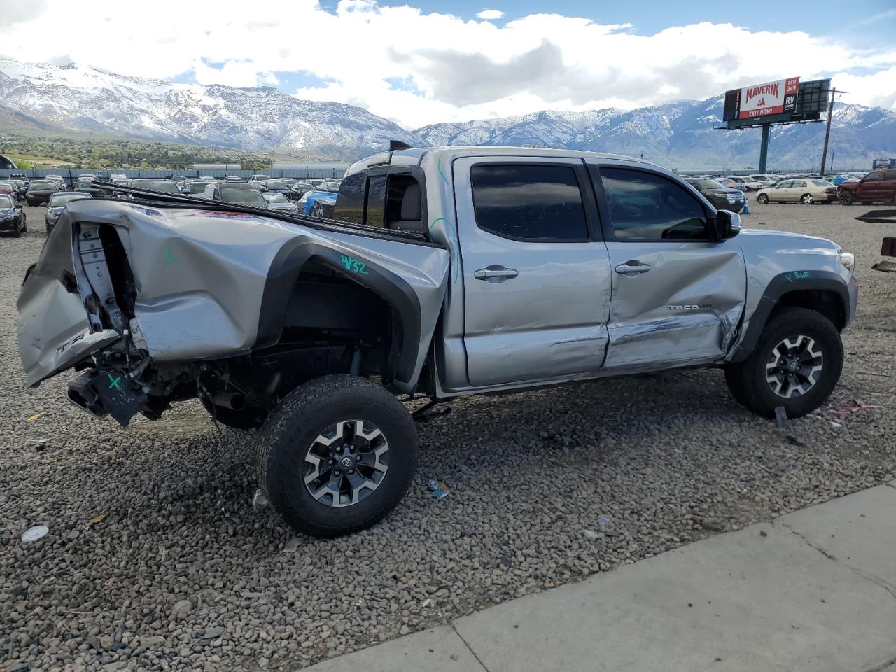 2019 Toyota Tacoma Double Cab vin: 3TMCZ5AN2KM237387