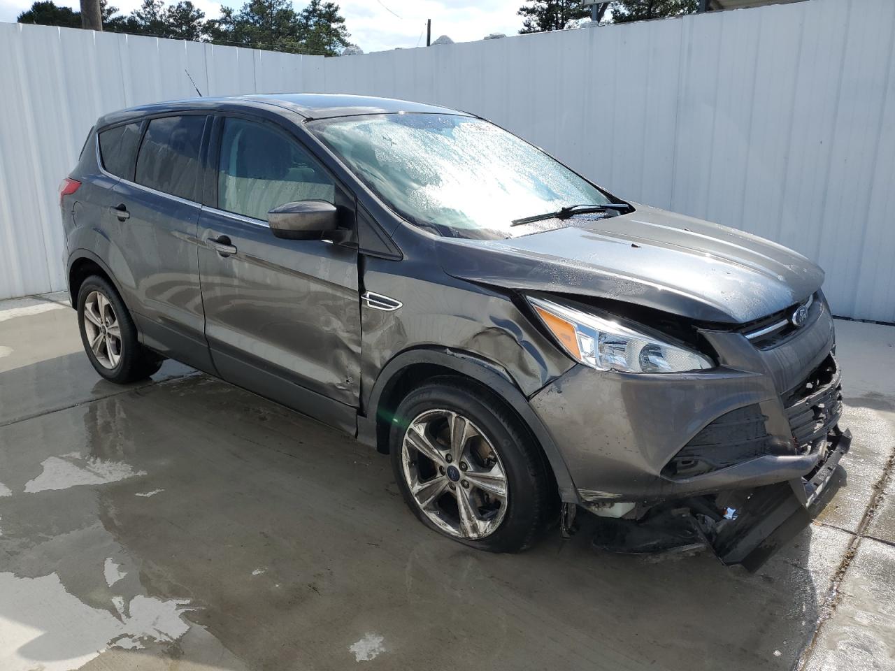 1FMCU0GX3FUC13915 2015 Ford Escape Se