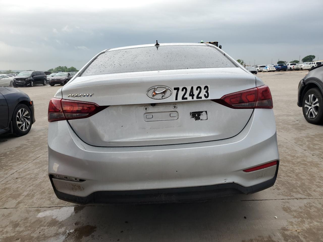 3KPC24A31JE012237 2018 Hyundai Accent Se