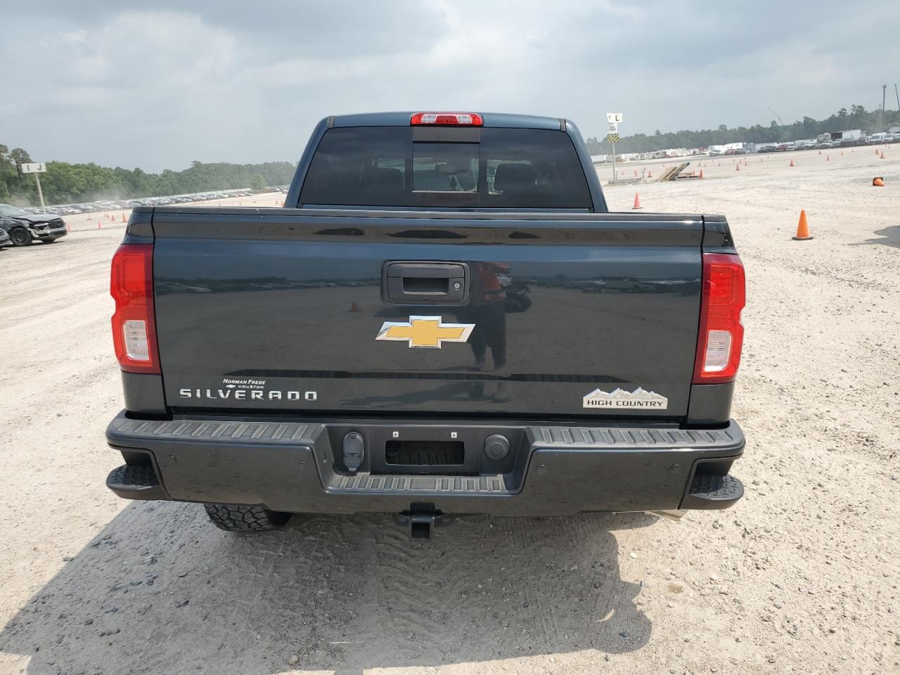 3GCPCTEC2HG398779 2017 Chevrolet Silverado C1500 High Country