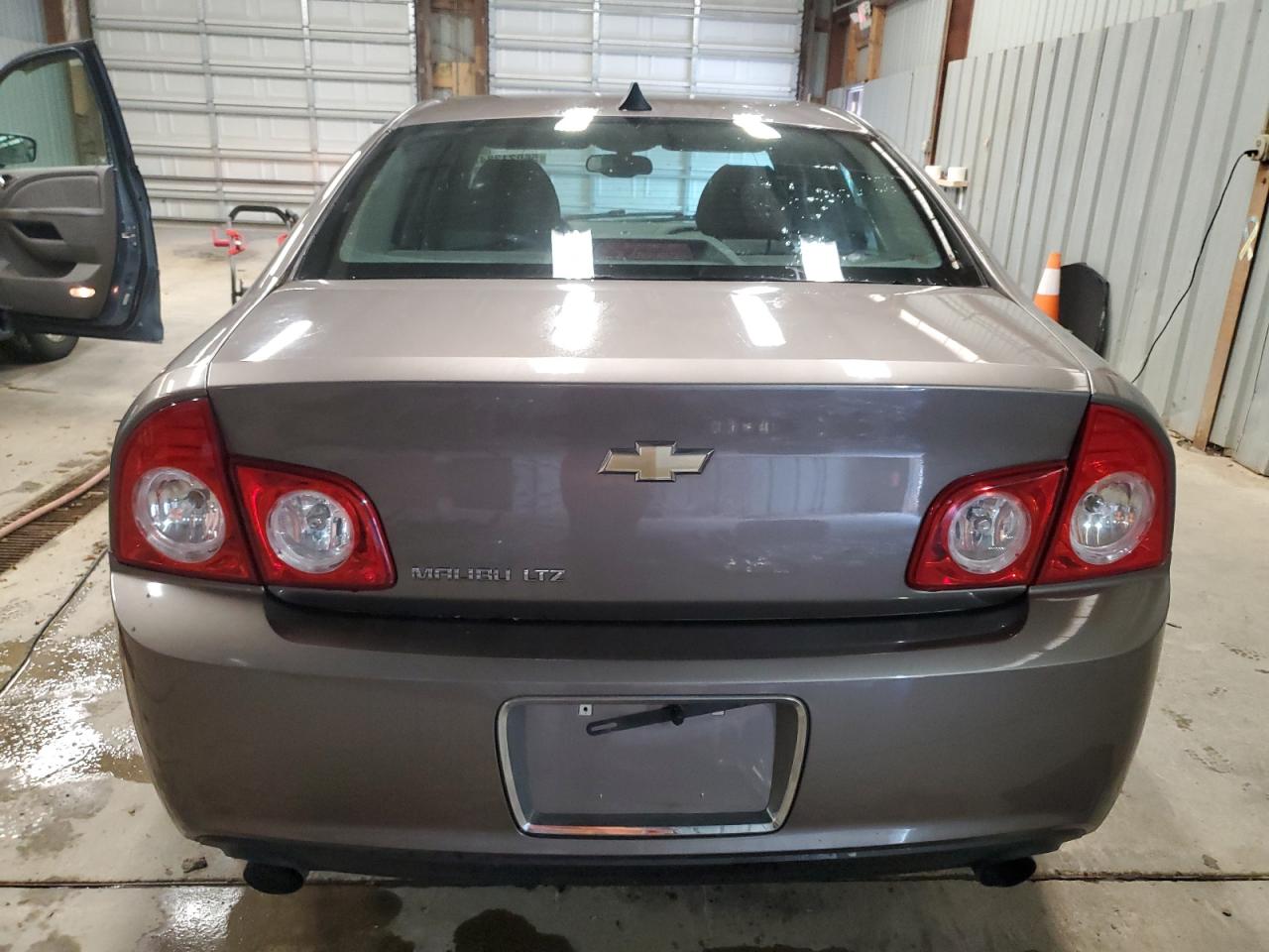 1G1ZG5E74CF212884 2012 Chevrolet Malibu Ltz