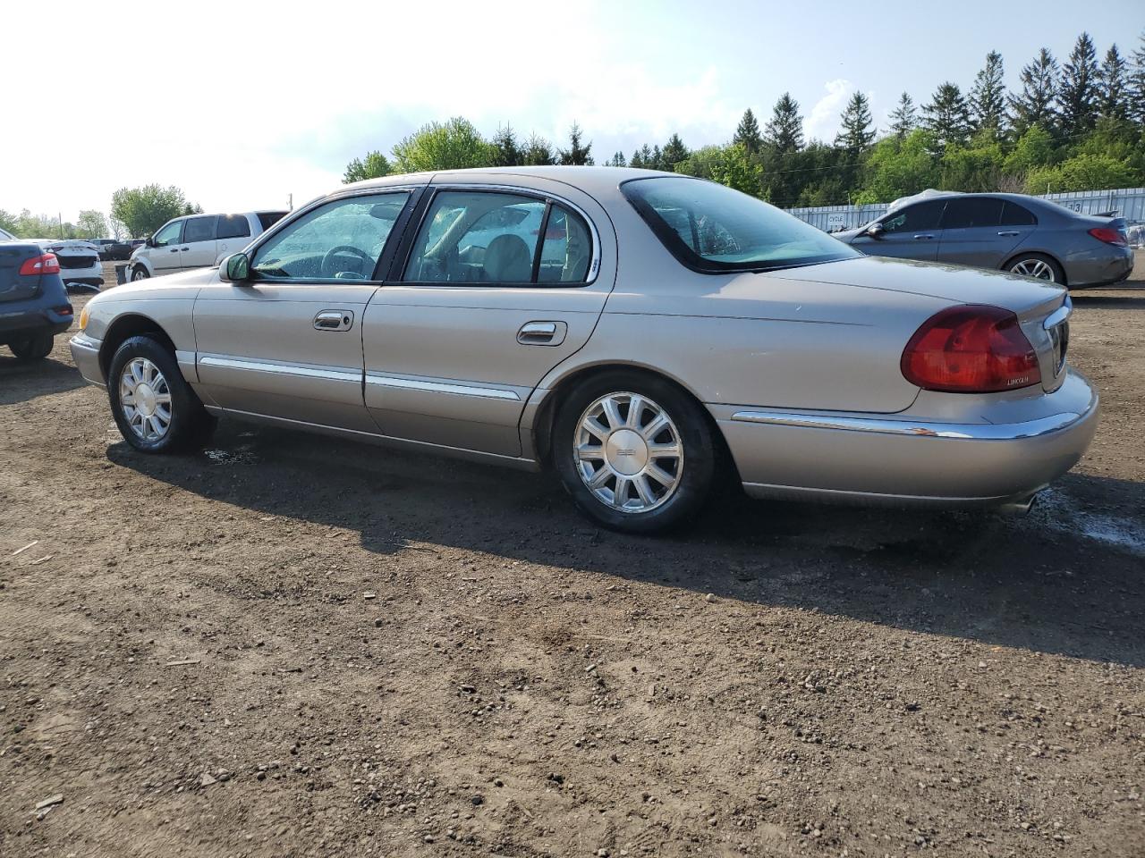 1LNHM97VXXY676606 1999 Lincoln Continental