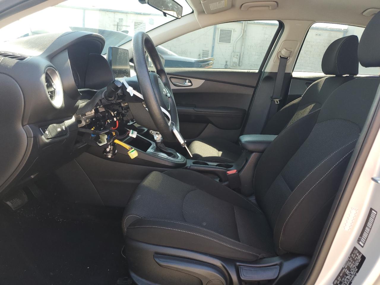 3KPF24ADXME269794 2021 Kia Forte Fe