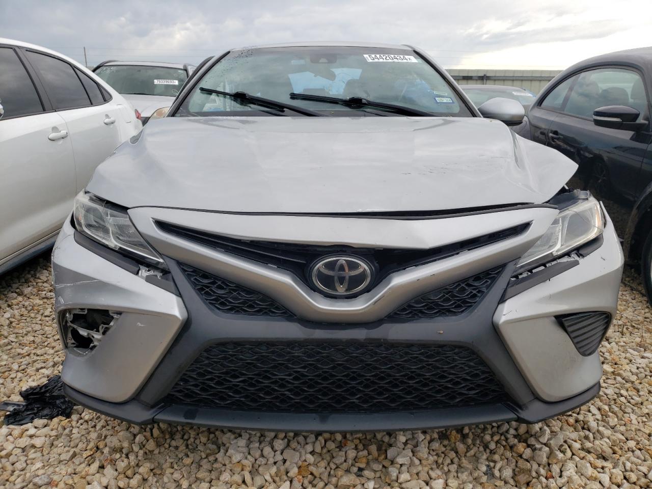 2019 Toyota Camry L vin: 4T1B11HK5KU734058