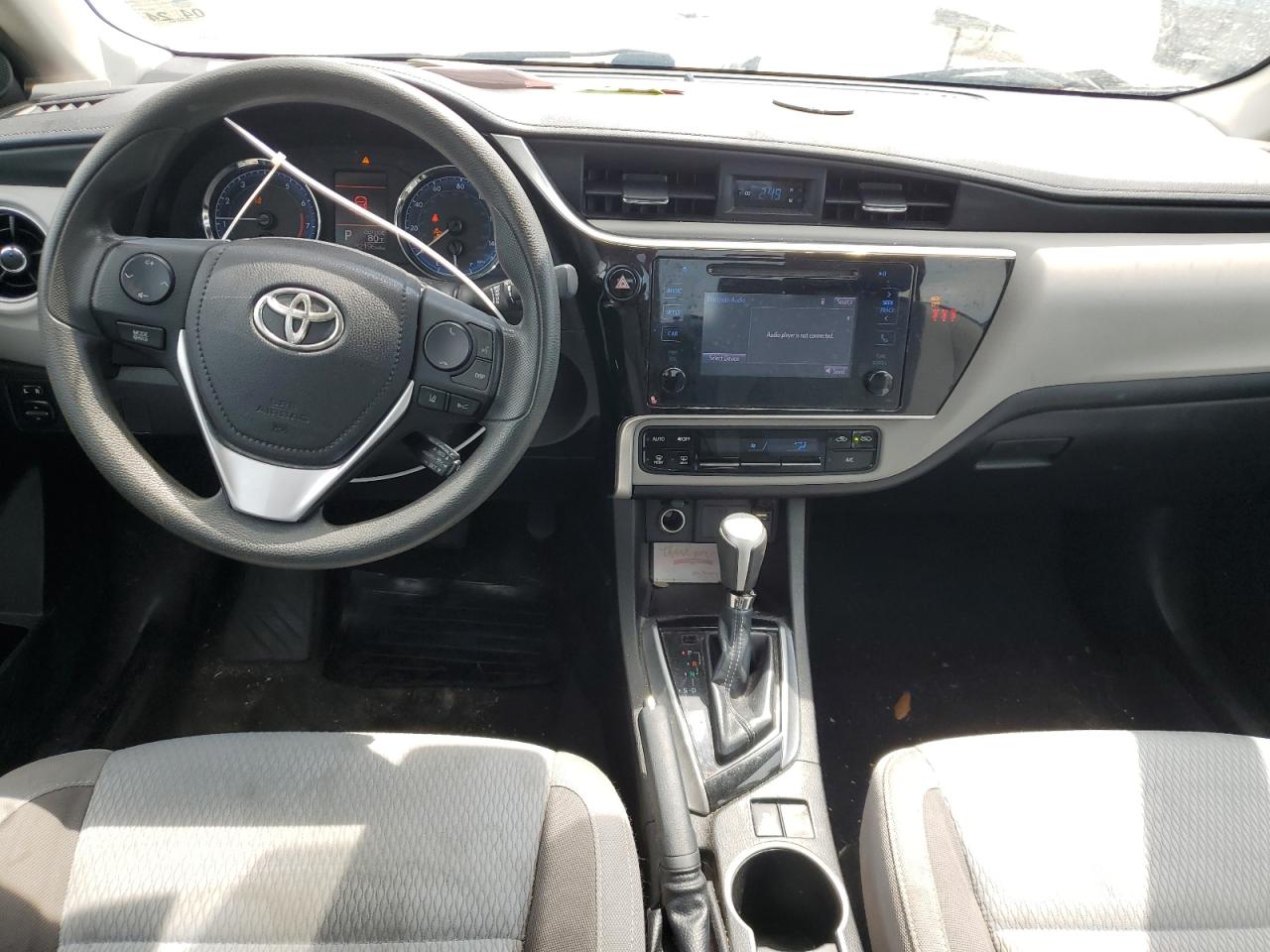 5YFBURHE1JP805627 2018 Toyota Corolla L