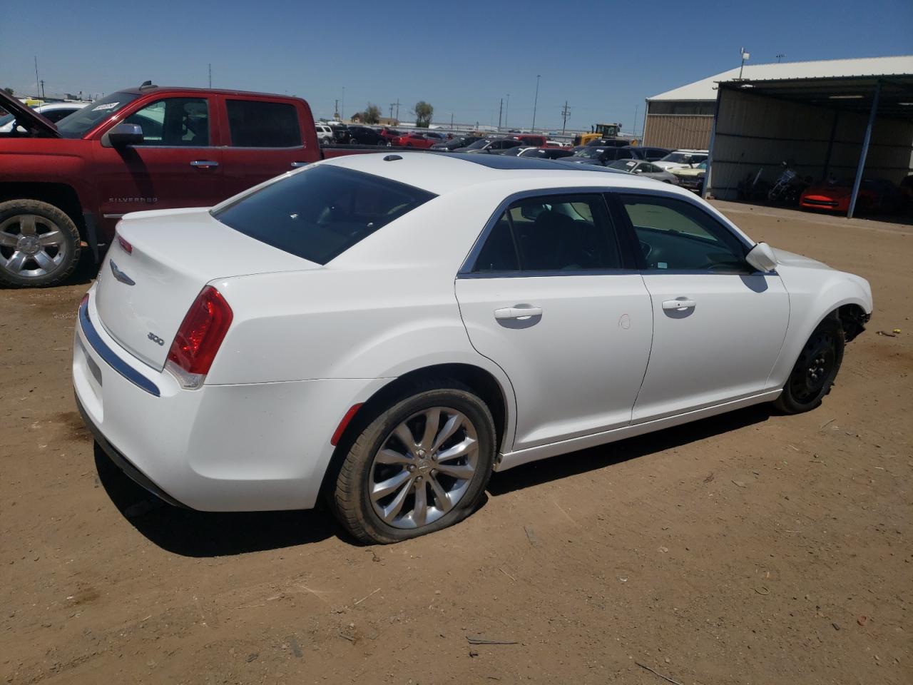 2C3CCARG5HH567908 2017 Chrysler 300 Limited