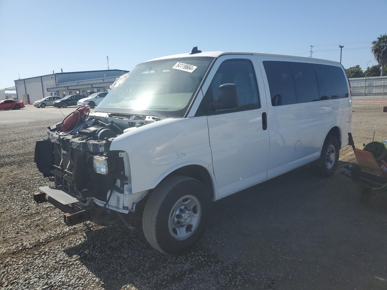 1GAWGEFF1G1325865 2016 Chevrolet Express G2500 Ls