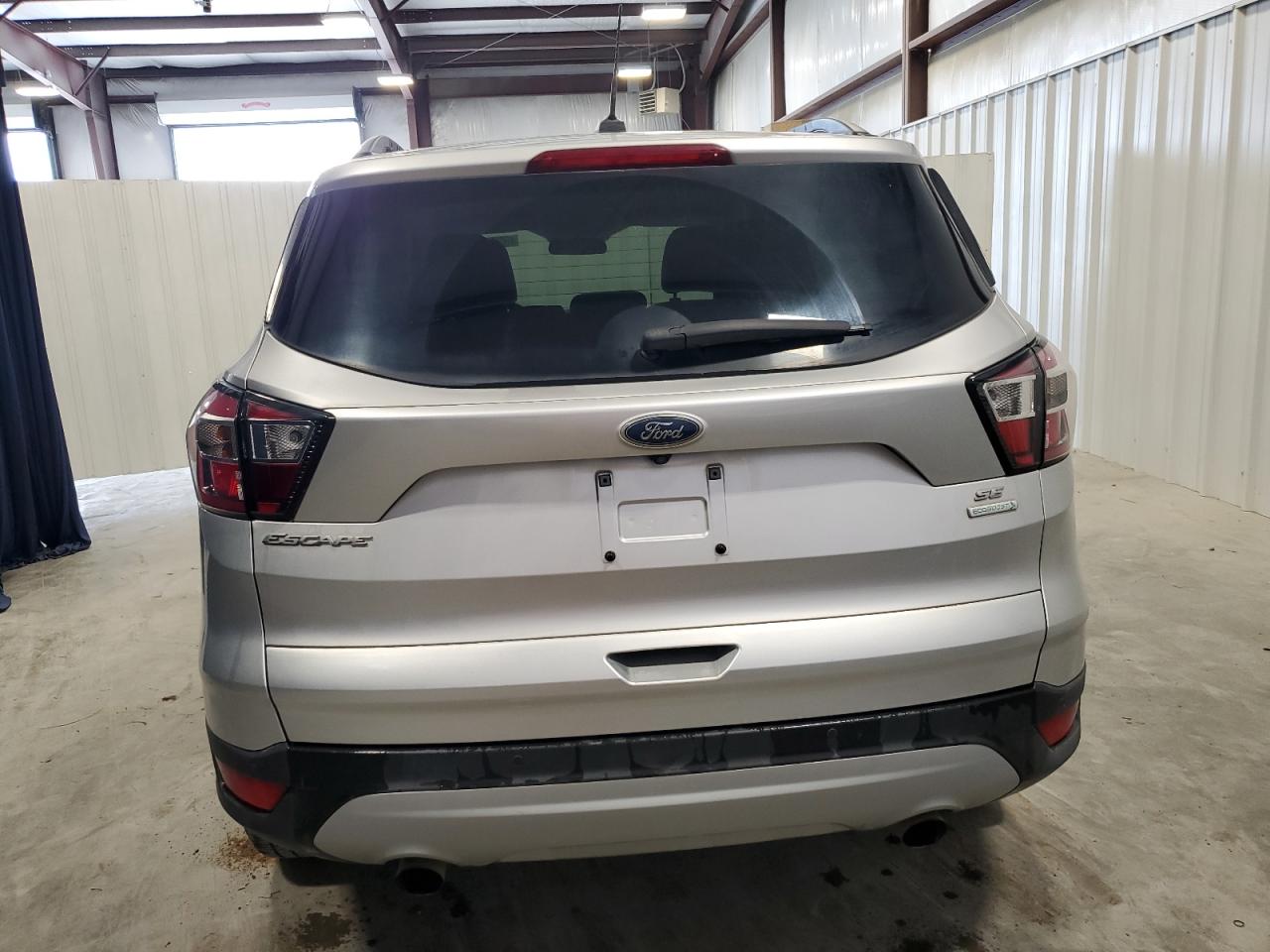 1FMCU0GD4HUB82375 2017 Ford Escape Se