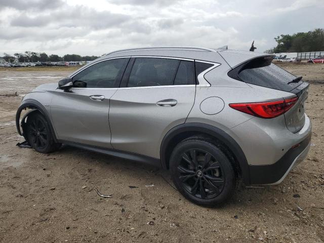 SJKCH5CR6HA025128 2017 Infiniti Qx30 Base