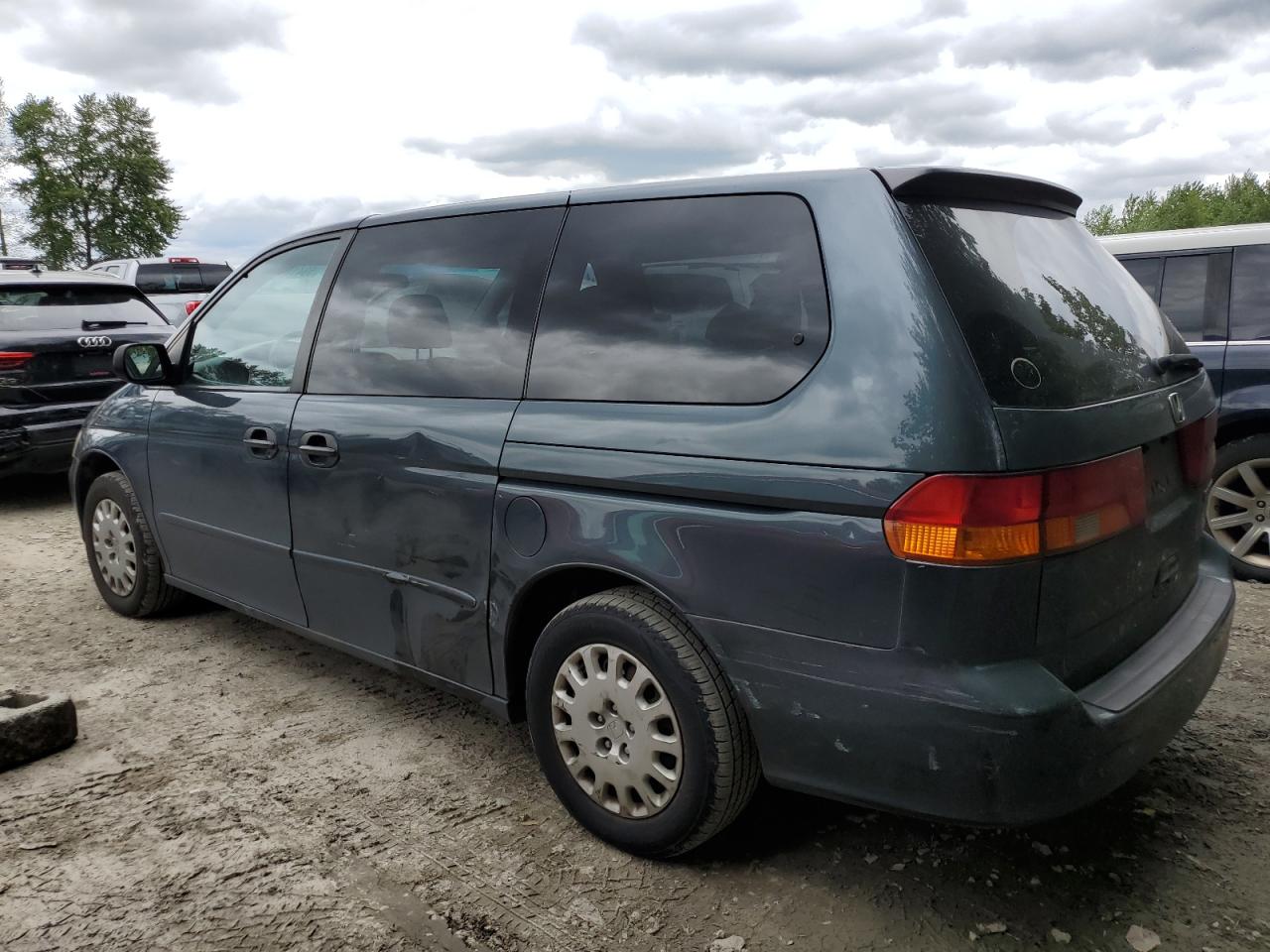 5FNRL18514B124581 2004 Honda Odyssey Lx