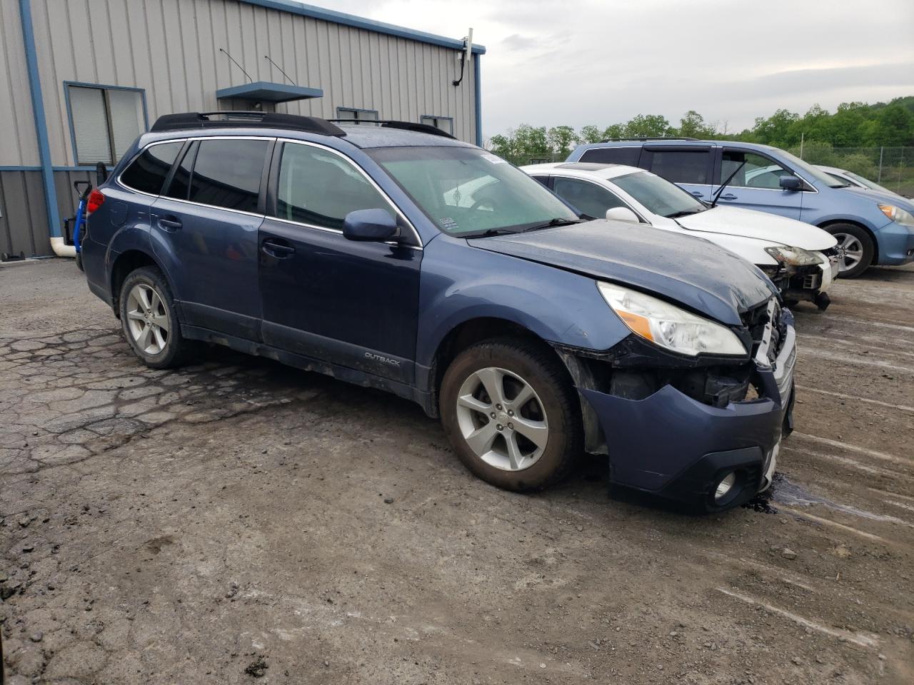 4S4BRBKC6D3232202 2013 Subaru Outback 2.5I Limited