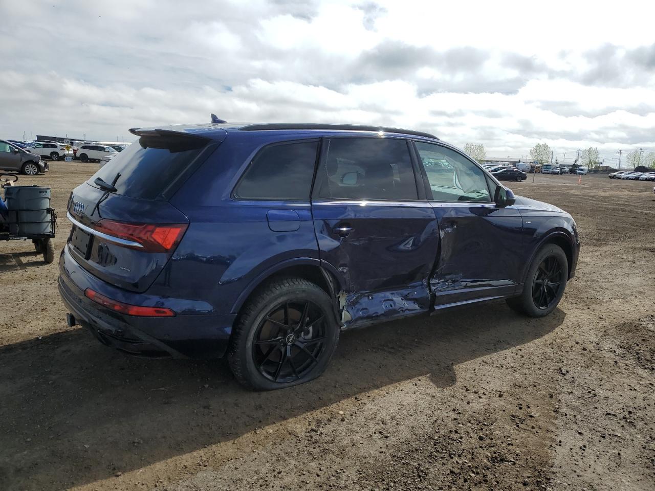 WA1MXAF79MD029965 2021 Audi Q7 Progressiv