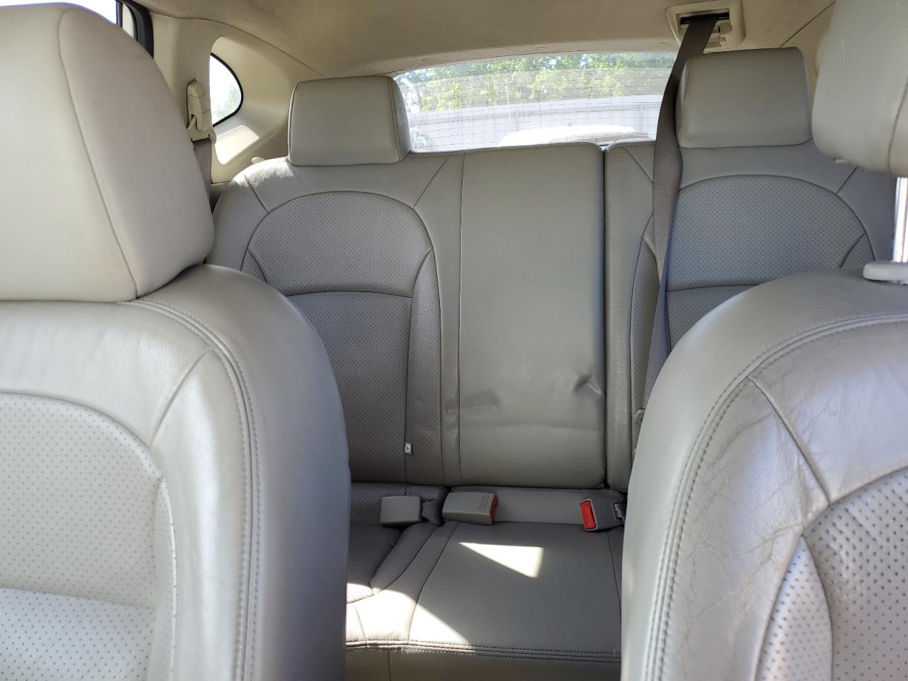 JN8AS5MV7BW270686 2011 Nissan Rogue S