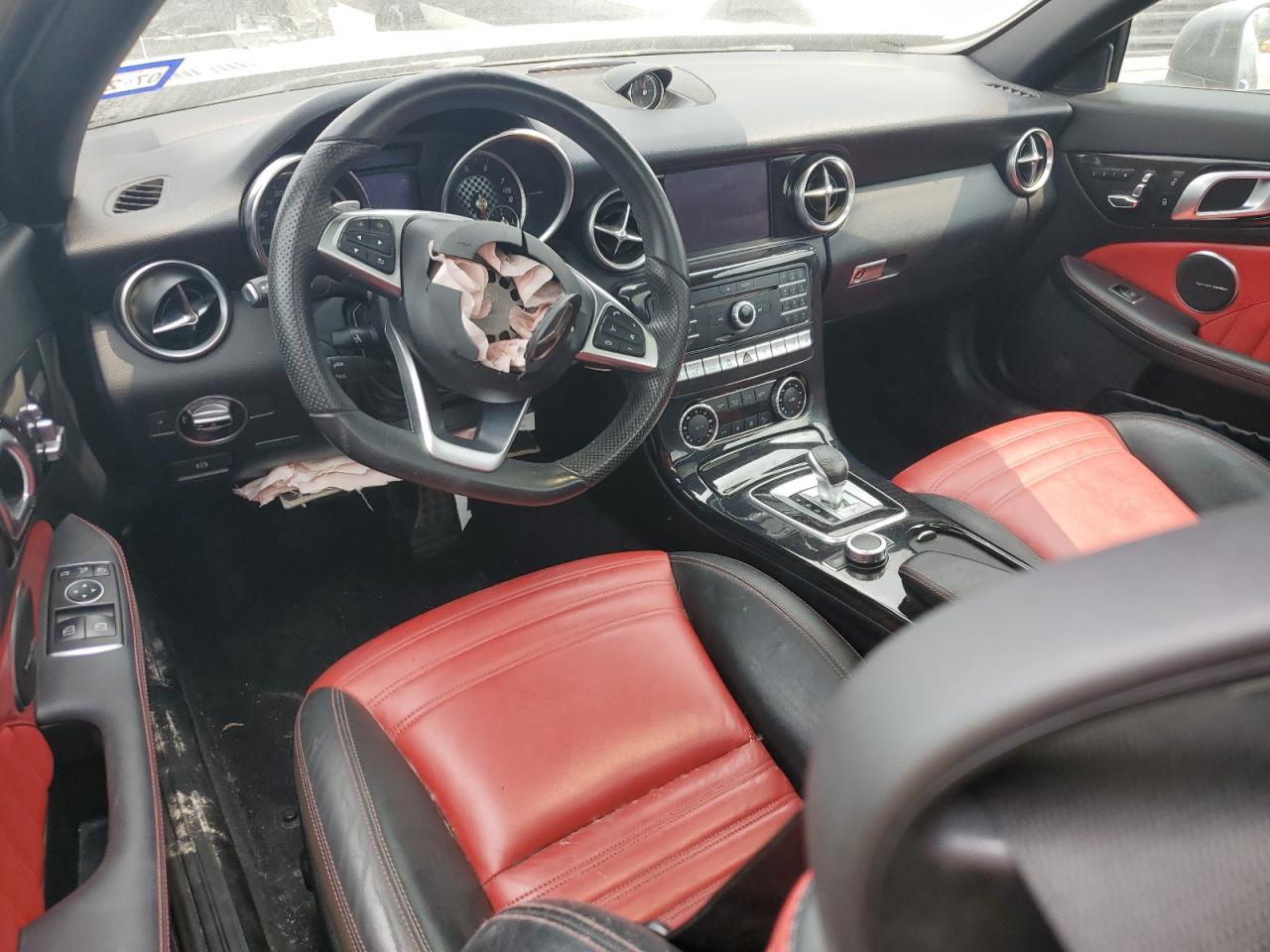 WDDPK3JA2JF146678 2018 Mercedes-Benz Slc 300