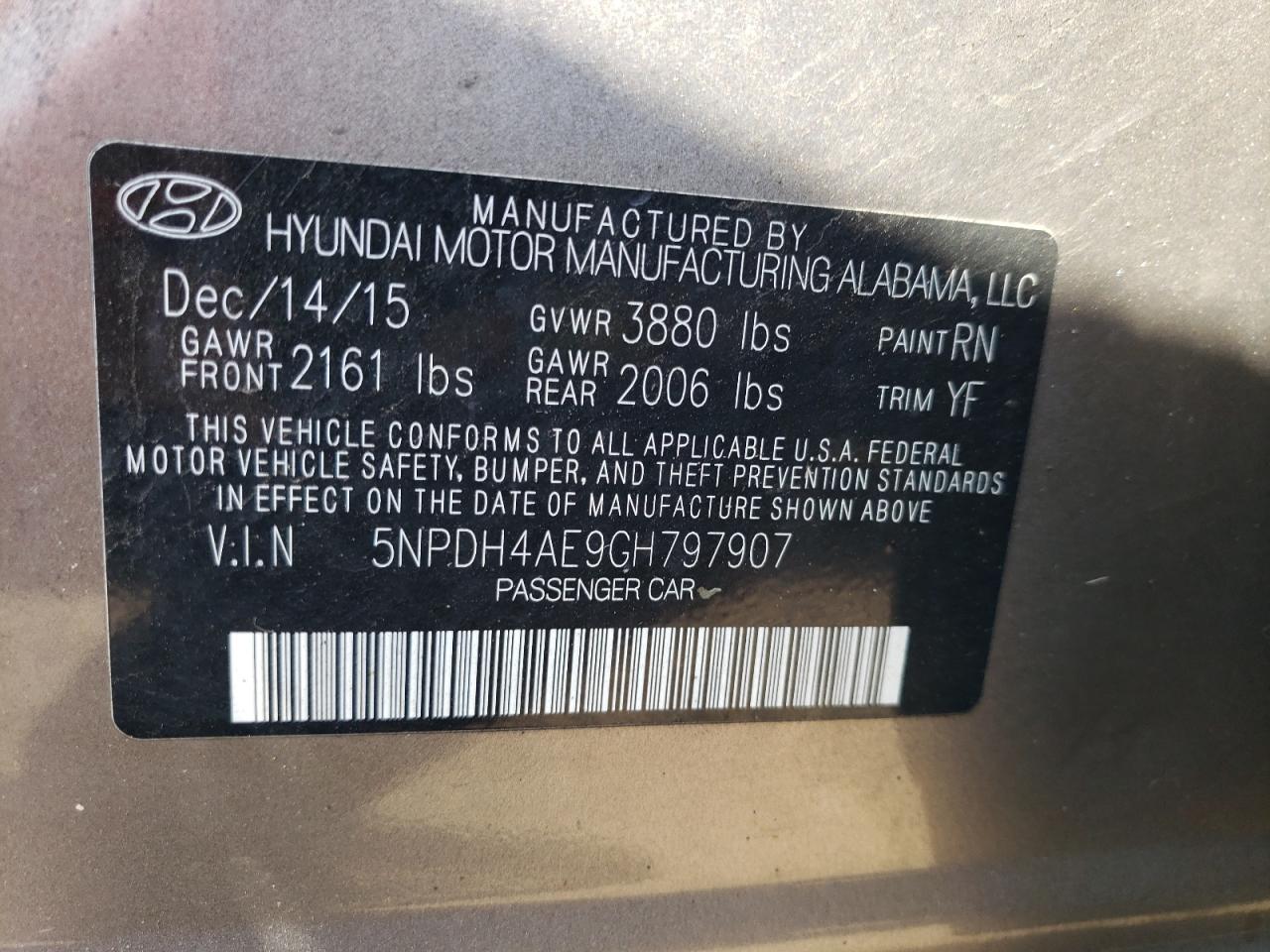 5NPDH4AE9GH797907 2016 Hyundai Elantra Se