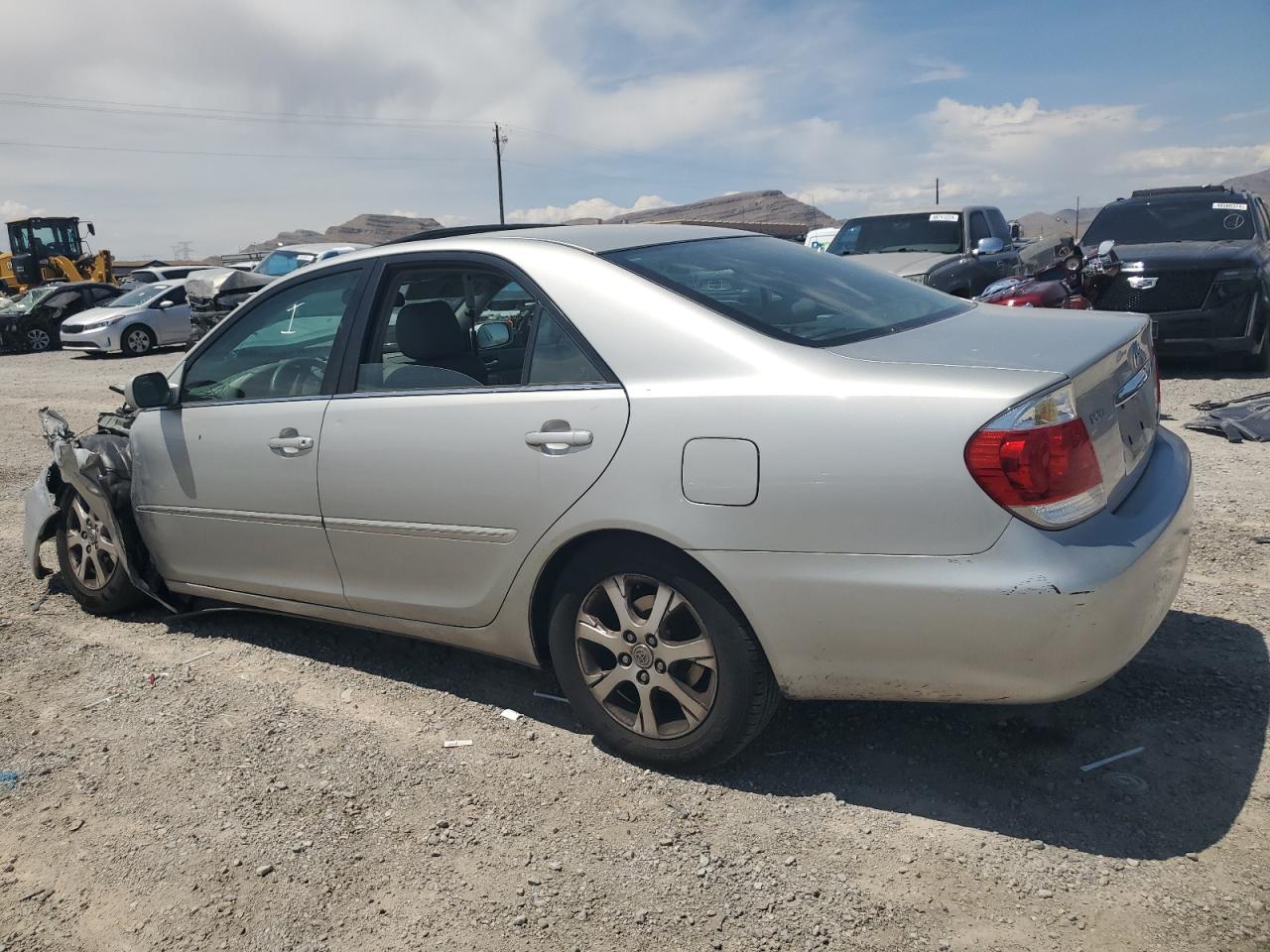 4T1BF30K25U104463 2005 Toyota Camry Le