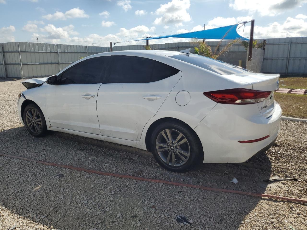 5NPD84LF8HH046983 2017 Hyundai Elantra Se