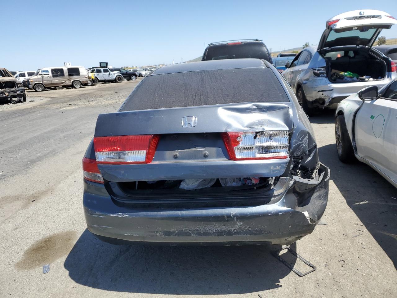 JHMCM56364C038528 2004 Honda Accord Lx