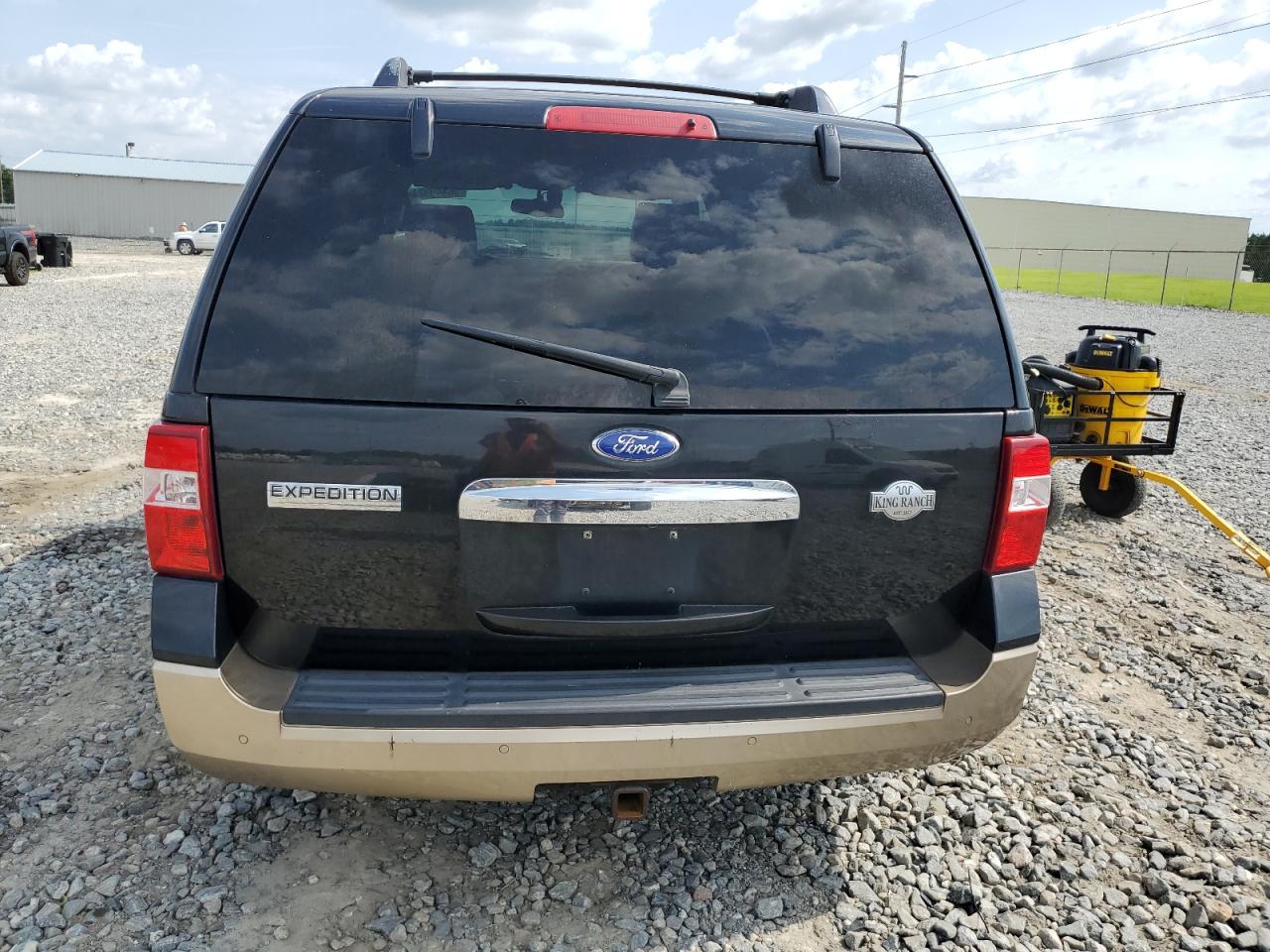 1FMJU1H54BEF32156 2011 Ford Expedition Xlt