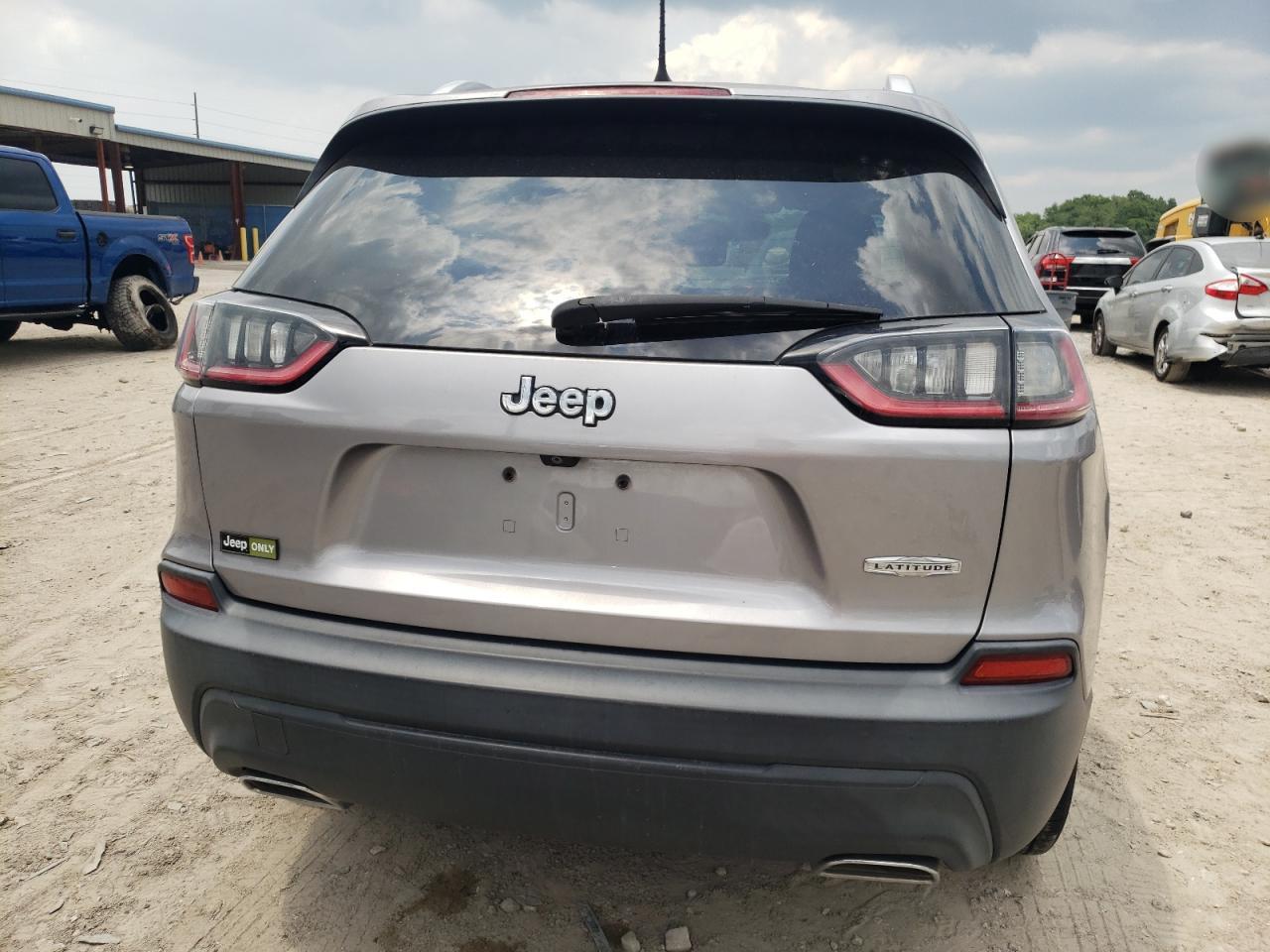 1C4PJLLX7KD226134 2019 Jeep Cherokee Latitude Plus