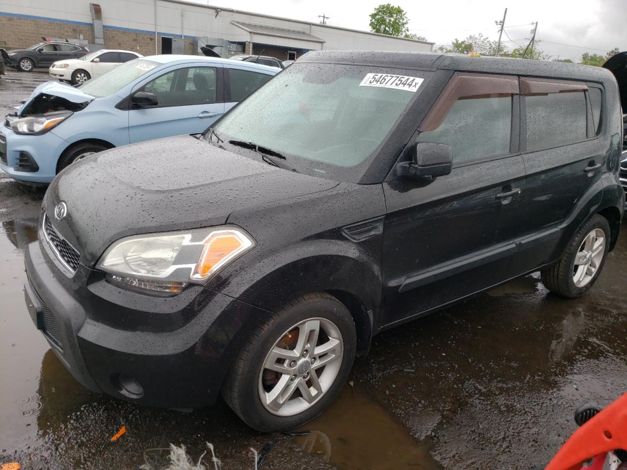 KNDJT2A23B7258658 2011 Kia Soul +