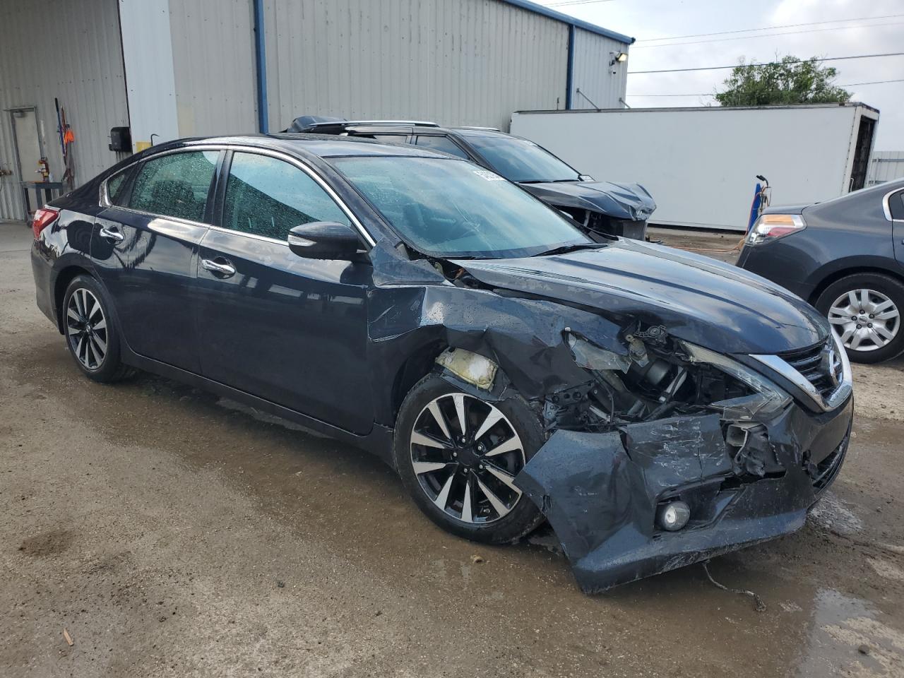 1N4AL3AP3HC498588 2017 Nissan Altima 2.5