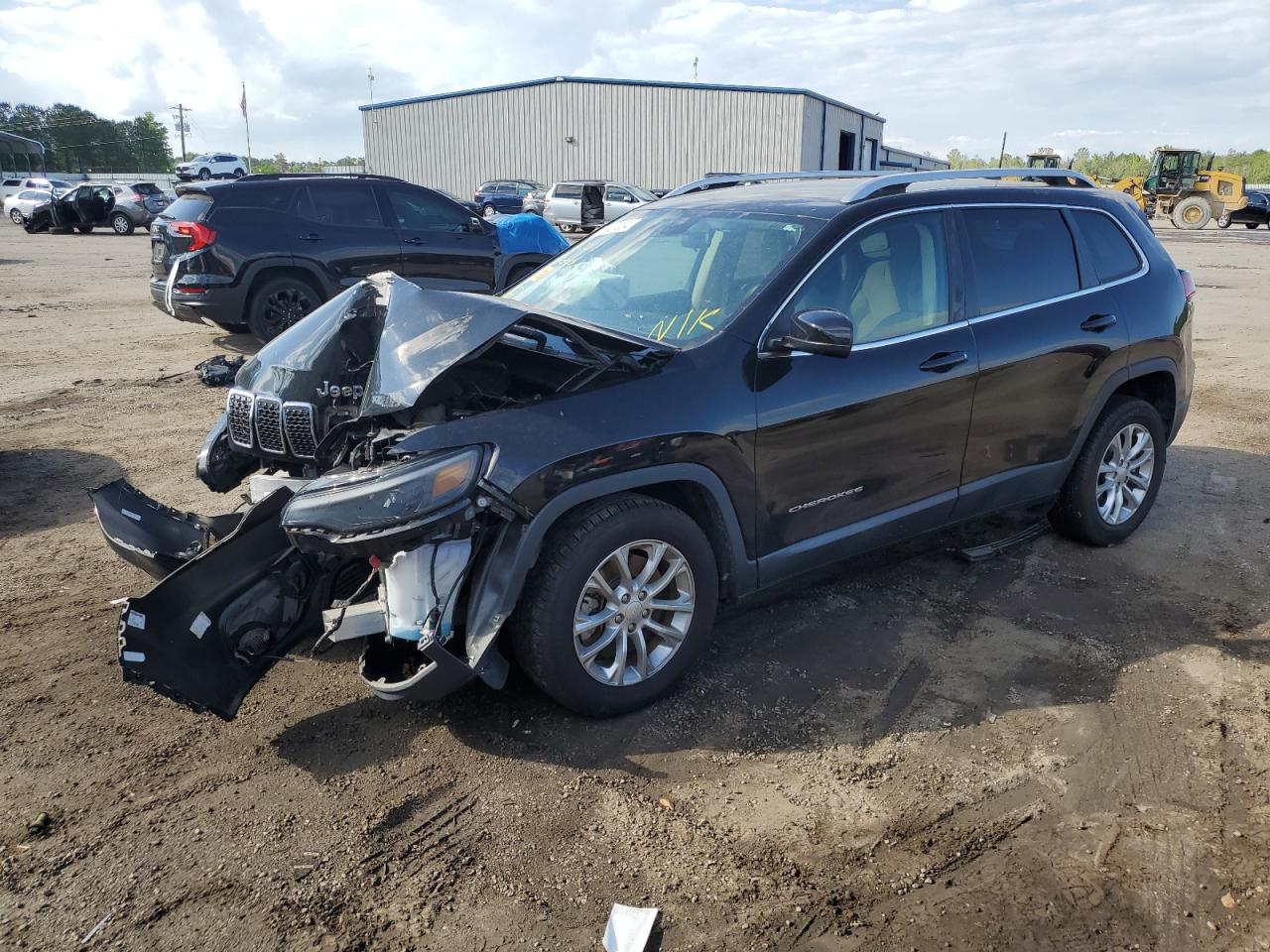 2019 Jeep Cherokee Latitude vin: 1C4PJLCB5KD206369