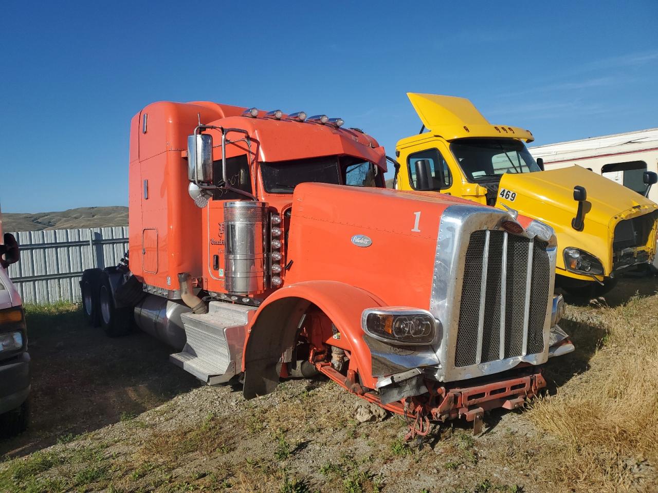 Peterbilt 389 2021 