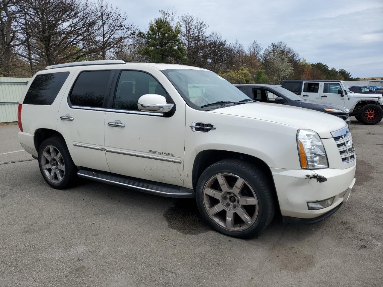 1GYS4BEF4BR290998 2011 Cadillac Escalade Luxury