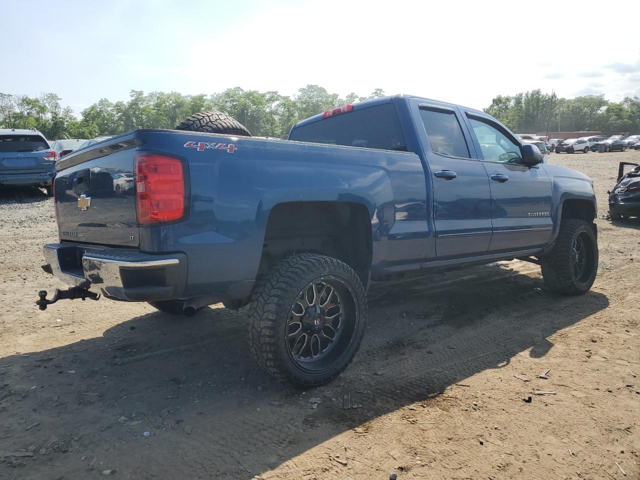 1GCVKREH1FZ435682 2015 Chevrolet Silverado K1500 Lt