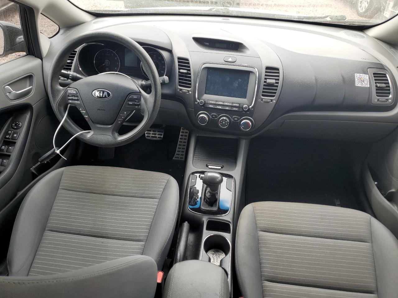 3KPFL4A7XJE227872 2018 Kia Forte Lx